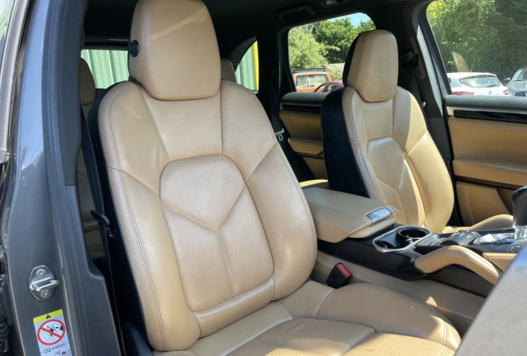 Porsche Cayenne II Phase 2 958 3.0 D V6 TDI 262 ch Pack GTS
