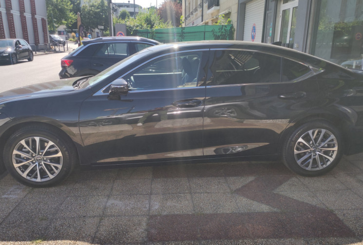 Lexus ES 300 H Business LEXUS FRANCE / 1ere main / Garantie 3 ANS LEXUS