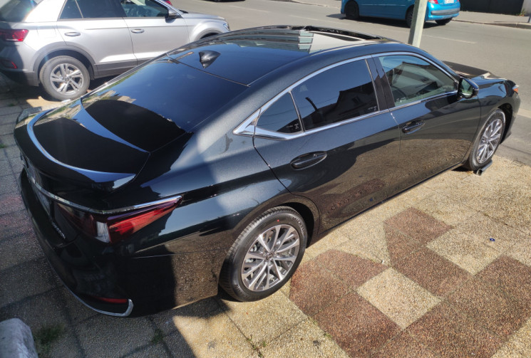 Lexus ES 300 H Business LEXUS FRANCE / 1ere main / Garantie 3 ANS LEXUS