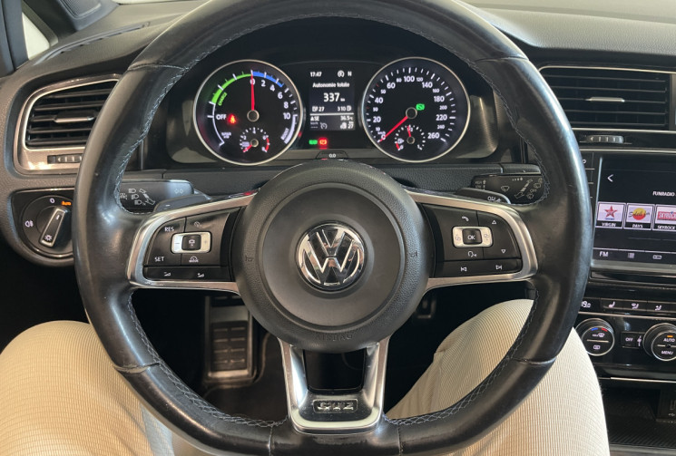 Volkswagen Golf  1.4 TSI 204ch GTE DSG6 5p + TOIT OUVRANT + SIEGES CHAUFFANTS 