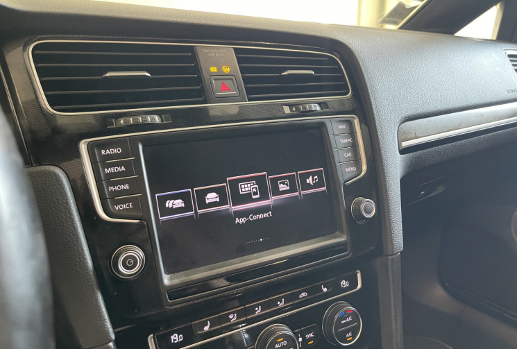 Volkswagen Golf  1.4 TSI 204ch GTE DSG6 5p + TOIT OUVRANT + SIEGES CHAUFFANTS 