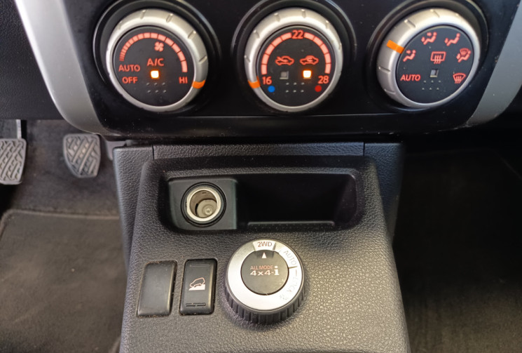 Nissan X-Trail XE 2.0 DCI 150cv 4 ROUES MOTRICES MÉCANIQUE RÉVISÉE GARANTIE 6 MOIS