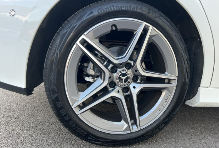 Mercedes Classe A  200 d 2.0 d 16V 8G-DCT 150 cv Boîte auto AMG LINE 