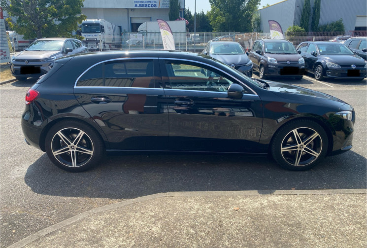 Mercedes Classe A 200 Progressive Line / CARPLAY / Sièges chauffants