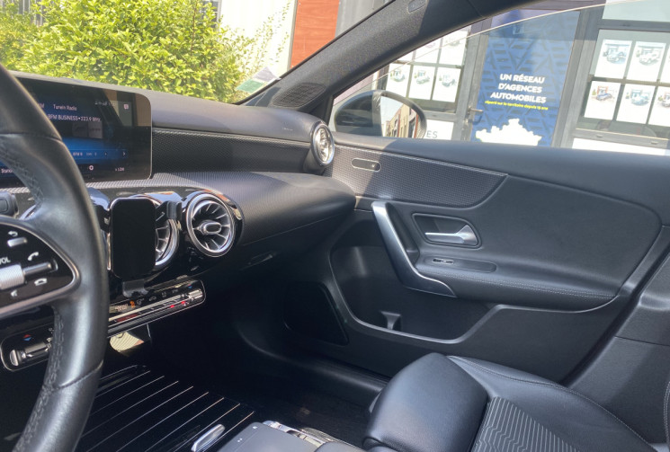 Mercedes Classe A 200 Progressive Line / CARPLAY / Sièges chauffants