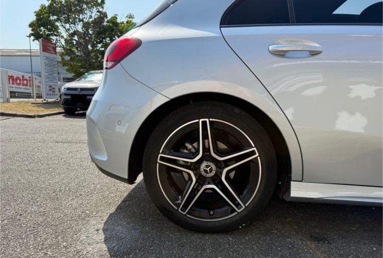 Mercedes Classe A 180 AMG Line Hatchback / Sieges chauffants 