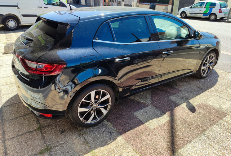 Renault Megane IV 110 cv / 1.5 Dci EDC6 INTENS 