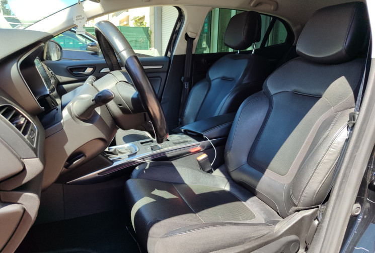 Renault Megane IV 110 cv / 1.5 Dci EDC6 INTENS 