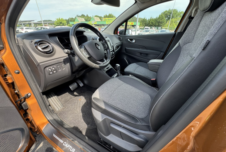 Renault Captur 1.3 TCe 150ch FAP Intens EDC
