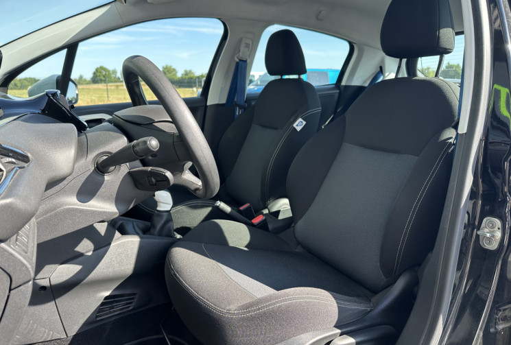 Peugeot 208 LIKE 1.0 VTI 68CV / DISTRIBUTION OK / CLIM