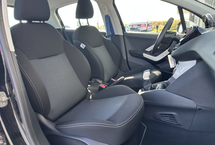 Peugeot 208 LIKE 1.0 VTI 68CV / DISTRIBUTION OK / CLIM