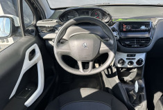 Peugeot 208 LIKE 1.0 VTI 68CV / DISTRIBUTION OK / CLIM