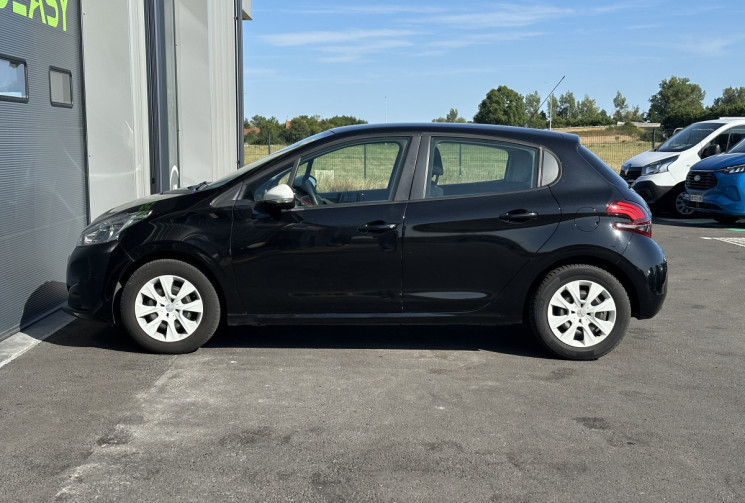 Peugeot 208 LIKE 1.0 VTI 68CV / DISTRIBUTION OK / CLIM