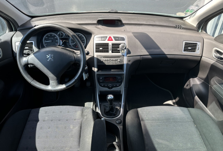Peugeot 307 SW 7 places 2.0 i 138cv 1 ère Main/ Suivi Peugeot