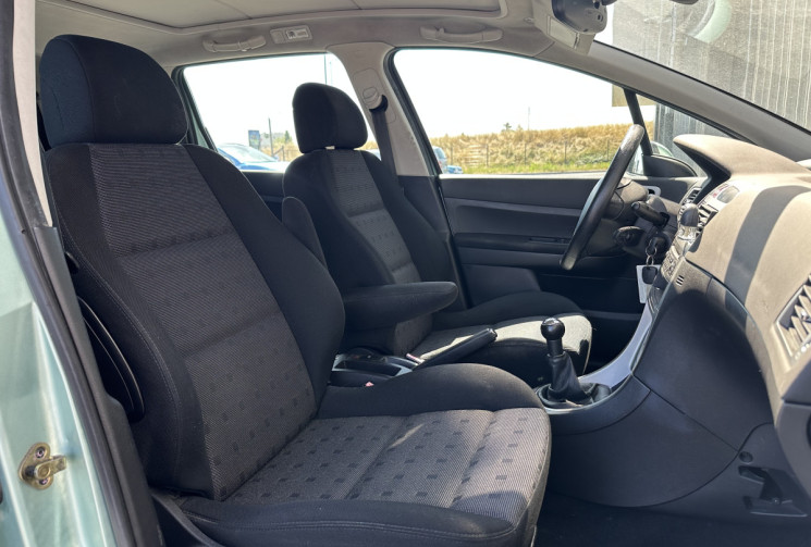 Peugeot 307 SW 7 places 2.0 i 138cv 1 ère Main/ Suivi Peugeot