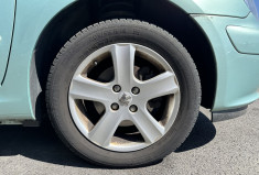Peugeot 307 SW 7 places 2.0 i 138cv 1 ère Main/ Suivi Peugeot