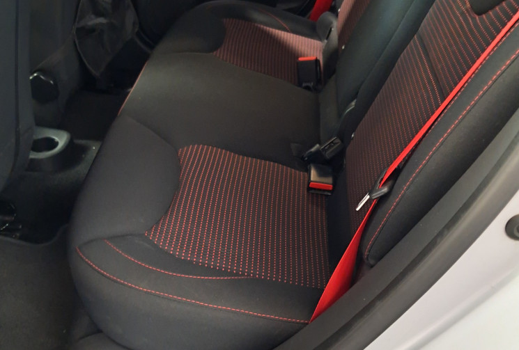 Renault Clio  IV 1.6 Turbo 200 EDC6 RS CHASSIS CUP - RS MONITOR 2.0 - PACK PARKING - TBE - GTIE - 