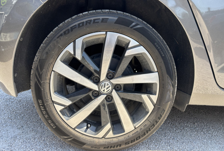 Volkswagen Polo VI 1.6 TDI 95 Ch CONNECT * CARPLAY