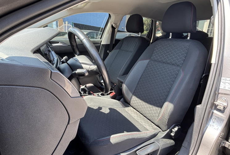 Volkswagen Polo VI 1.6 TDI 95 Ch CONNECT * CARPLAY