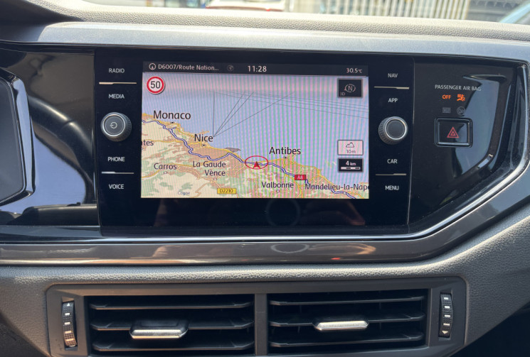 Volkswagen Polo VI 1.6 TDI 95 Ch CONNECT * CARPLAY