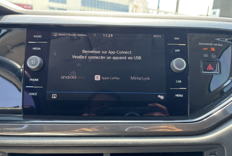 Volkswagen Polo VI 1.6 TDI 95 Ch CONNECT * CARPLAY