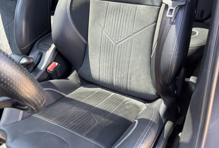 Peugeot 2008 1.6 BLUEHDI 120 CROSSWAY / GRIP CONTROL
