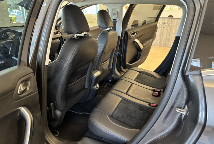 Peugeot 2008 1.6 BLUEHDI 120 CROSSWAY / GRIP CONTROL