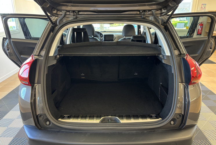 Peugeot 2008 1.6 BLUEHDI 120 CROSSWAY / GRIP CONTROL