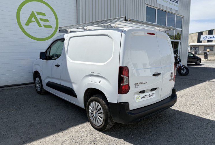 FIAT DOBLO Fg M 100 cv BlueHDi 14392€ HT S&S Pro Lounge Connect * Cabine Moduwork * Caméra * Carplay