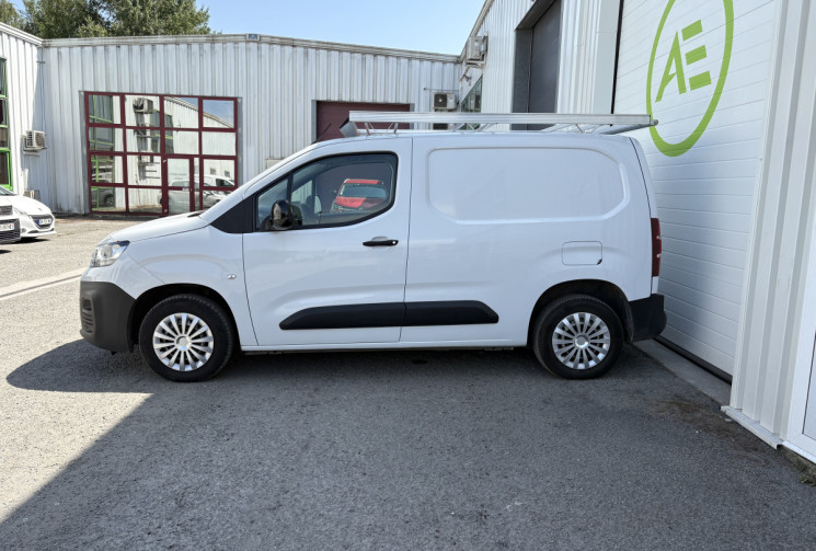 FIAT DOBLO Fg M 100 cv BlueHDi 14392€ HT S&S Pro Lounge Connect * Cabine Moduwork * Caméra * Carplay