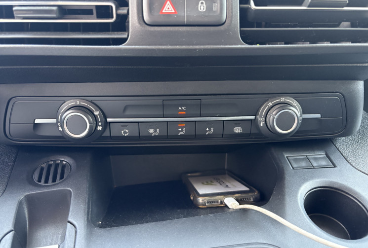 FIAT DOBLO Fg M 100 cv BlueHDi 14392€ HT S&S Pro Lounge Connect * Cabine Moduwork * Caméra * Carplay