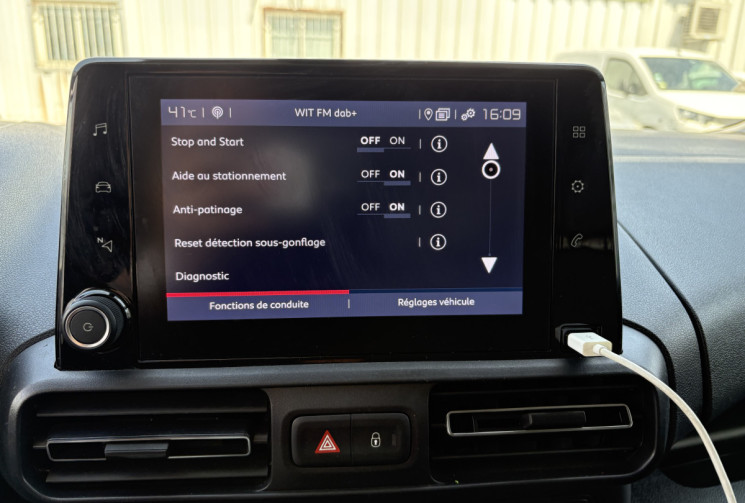 FIAT DOBLO Fg M 100 cv BlueHDi 14392€ HT S&S Pro Lounge Connect * Cabine Moduwork * Caméra * Carplay