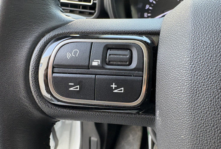 FIAT DOBLO Fg M 100 cv BlueHDi 14392€ HT S&S Pro Lounge Connect * Cabine Moduwork * Caméra * Carplay