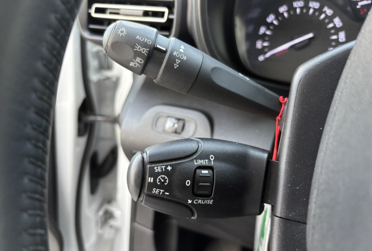 FIAT DOBLO Fg M 100 cv BlueHDi 14392€ HT S&S Pro Lounge Connect * Cabine Moduwork * Caméra * Carplay