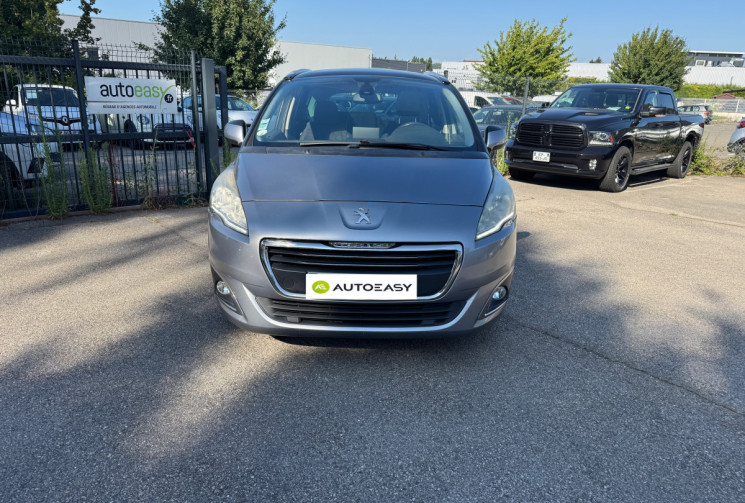 Peugeot 5008 1.6 HDI / 115 CH / STYLE / 7 PLACES 