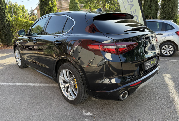 Alfa Romeo Stelvio 2.2 JTD 16V 160 cv TI SPORT / Toit Ouvrant / Harman Kardon / Suréquipée 