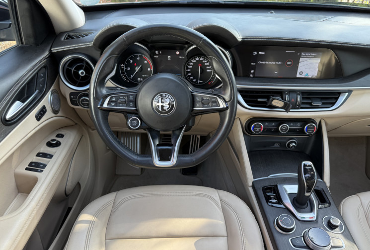 Alfa Romeo Stelvio 2.2 JTD 16V 160 cv TI SPORT / Toit Ouvrant / Harman Kardon / Suréquipée 