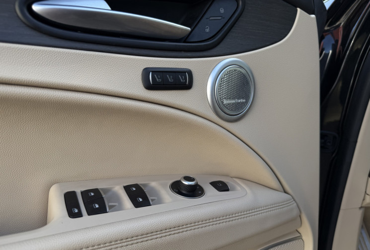 Alfa Romeo Stelvio 2.2 JTD 16V 160 cv TI SPORT / Toit Ouvrant / Harman Kardon / Suréquipée 