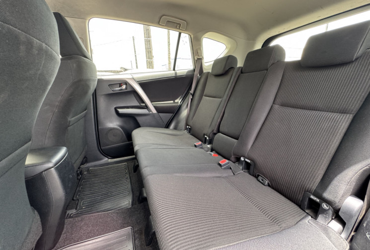 Toyota RAV4 IV Phase 2 2.0 D-4D 16V 2WD 143 cv // Moteur réputé pour sa fiabilité