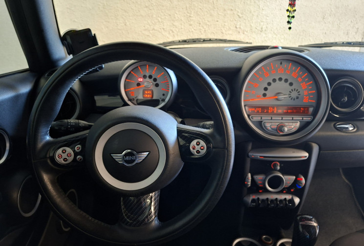 Mini Cooper COOPER 120 CH 1.6 i 16 V
