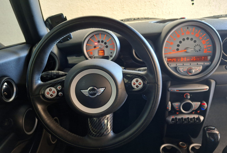 Mini Cooper COOPER 120 CH 1.6 i 16 V