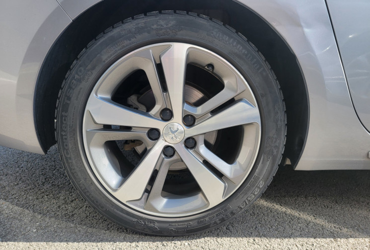 Peugeot 308 SW GT Phase II 1.5 BlueHDi 16V EAT8 S&S 130 cv Boîte auto