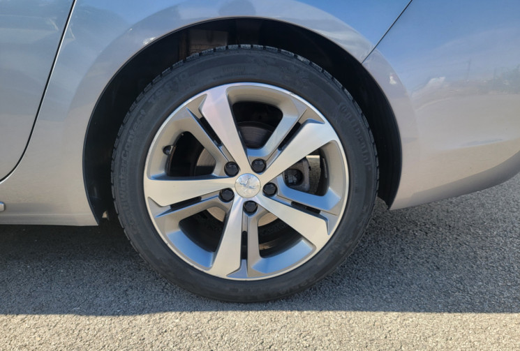 Peugeot 308 SW GT Phase II 1.5 BlueHDi 16V EAT8 S&S 130 cv Boîte auto