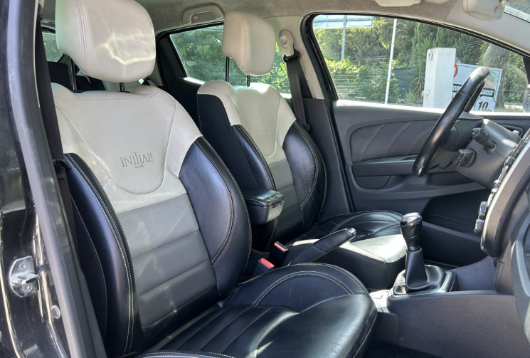 Renault Clio IV Phase 2 1.5 dCi FAP 90 Initiale Paris Bluetooth / Sièges chauffants / Caméra