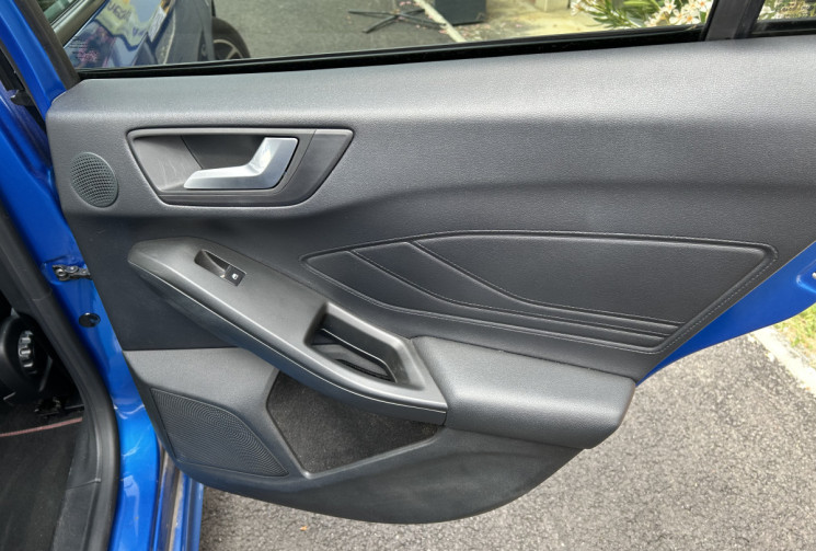 Ford Focus St-Line 1.5 TDCI 120 cv BVA 8