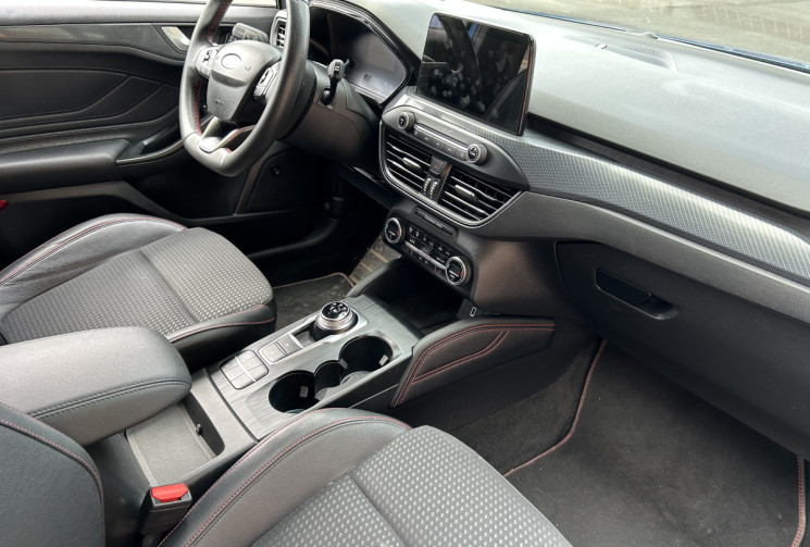 Ford Focus St-Line 1.5 TDCI 120 cv BVA 8