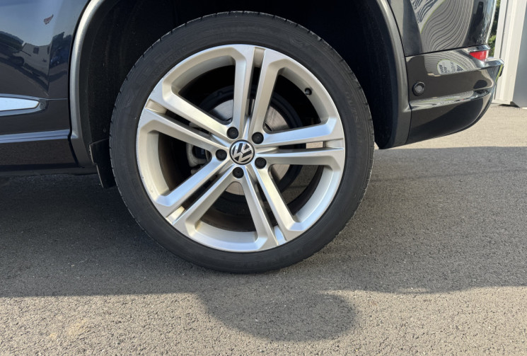 Volkswagen Tiguan 2.0 TDI 140ch Carat R-LINE 4Motion DSG7