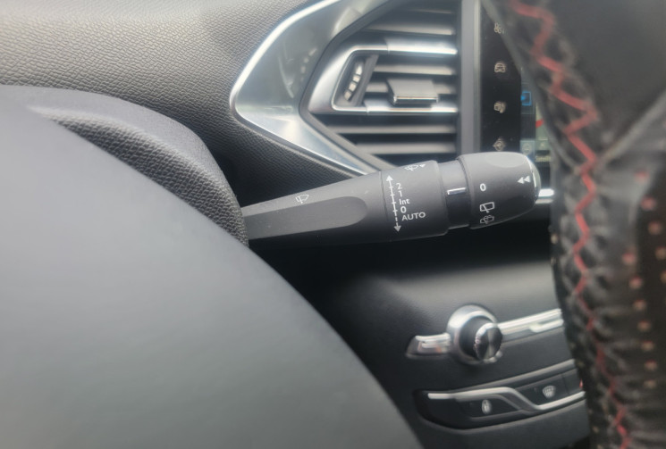 Peugeot 308 II (T9) GT 1.6 THP 16V 205 cv