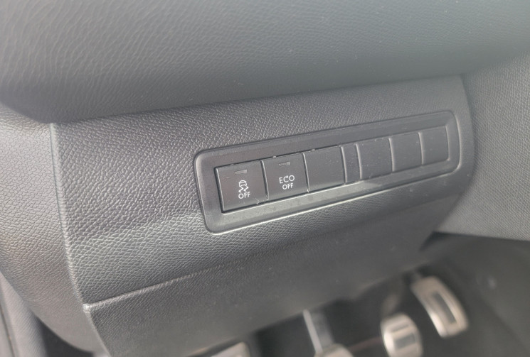 Peugeot 308 II 1.6 THP 205 CV GT 