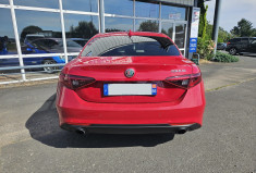 Alfa Romeo Giulia 2.0 TURBO 200 SPRINT AT8